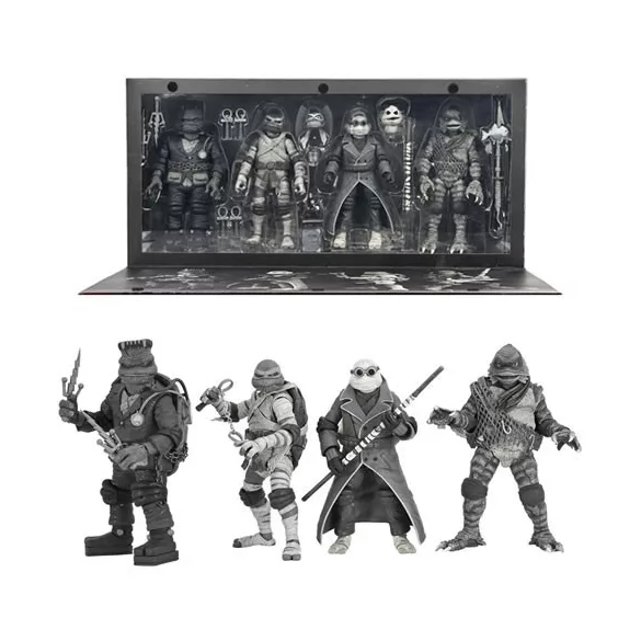 Universal Monsters x TMNT - 7” Scale Action Figure - 4 Pack Turtles Black & White-NE54468-01
