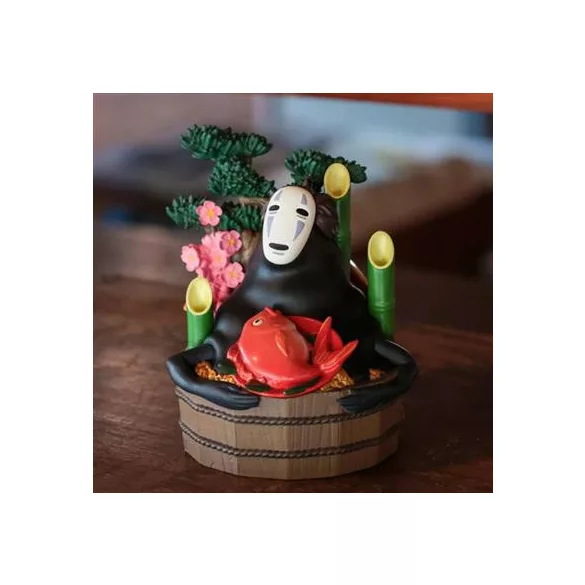 Spirited Away - Diorama - No Face Golden Bucket & Bamboos-BENELIC-44650