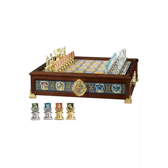 Harry Potter - The Hogwarts Houses Quidditch Chess Set-NN7109