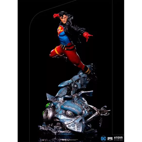 Superboy - DC Comics Series #7 - Art Scale 1/10-DCCDCG56821-10