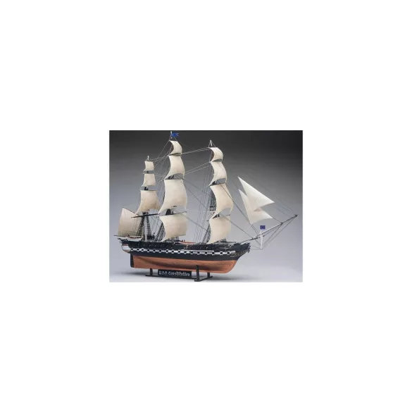 Revell: USS Constitution-15404