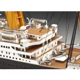 Revell: Geschenkset "100 Jahre Titanic" modellkészlet (1:400)