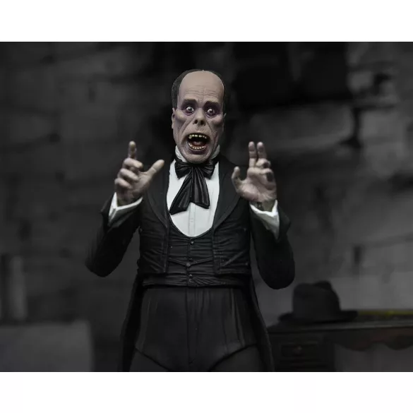 Phantom of the Opera (1925) - 7” Scale Action Figure - The Phantom of the Opera-NECA04816