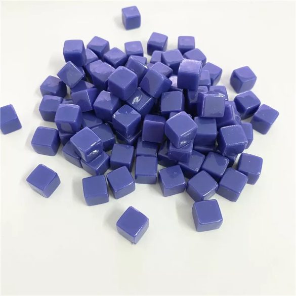 Kristály kocka jelölő 8 mm (50 db) - lilás kék