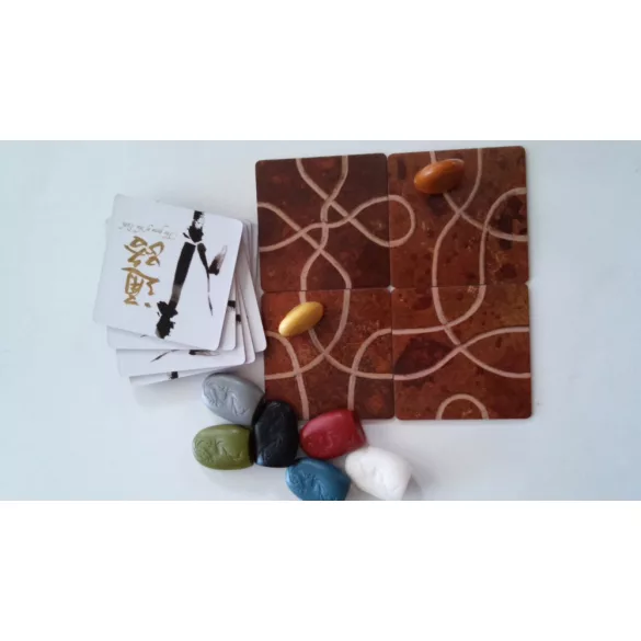 Tsuro:The game of the path